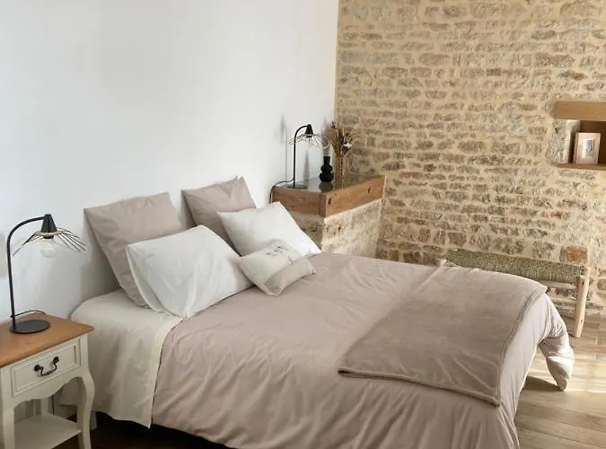 D'hotes De La Source 3* Mellé